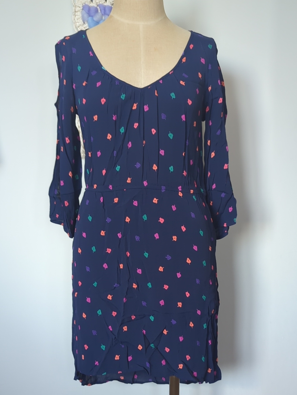 American Eagle leaf print blue 3/4 sleeve dress